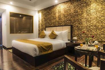 ホテル Regenta Resort Mars Valley View Shoghi