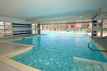 فندق Residence Odalys Le Mas Des Alpilles