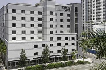 هتل Fairfield Inn & Suites By Marriott Fort Lauderdale Downtown/las Olas