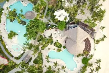 リゾートホテル Impressive Punta Cana