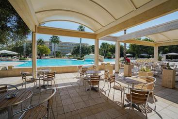 La Giurlita Hotel Club