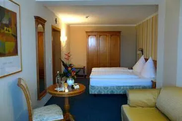 Majatalo Gasthaus Weingut Stahl