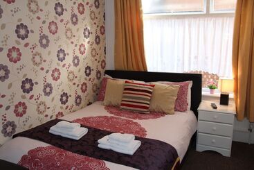 بنسيون The Homestar