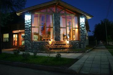 Herberge Y Cabañas Casa De Piedra