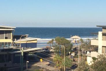 Coral Sea Apartments