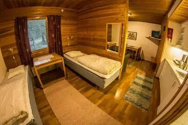 アパートホテル Kaamasen Kievari