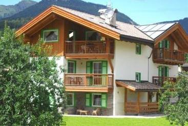 Pansiyon Affittacamere Famiglia Ceschini