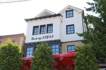 پانسیون Villa Od Alula