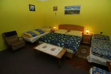 Bed and Breakfast Privat Henry