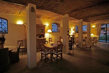 호텔 Società Agricola Le More Agriturismo La Dondina