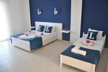 מלון דירות Lacivert Boutique