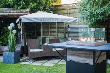 Pensió Gästehaus Waldrand Garni