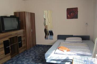 膳宿费 Am Rasthof Dresdner Tor