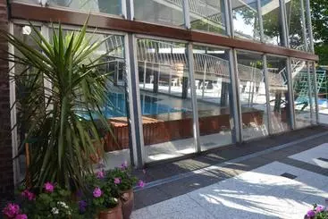 هتل آپارتمان Marx Motel