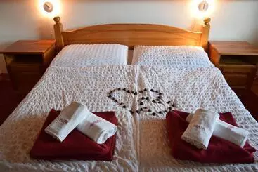 پانسیون Rooms And Apartments Panker