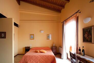 ホテル Cascina Clarabella