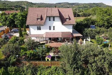 Majatalo Podgoria Guesthouse  Camere De închiriat