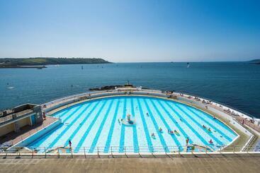 アパートホテル 1 Elliot Terrace