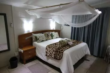 Majatalo Ndedema Lodge