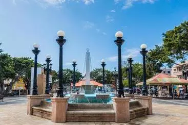 هاستل Coastal Express Inn & Suites #1 At 681 Ocean Drive
