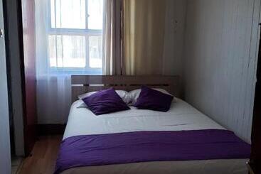 پانسیون Hostal Arrayan