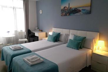 بنسيون Pensión Mar Azul