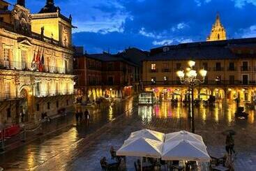 هاستل Plaza Mayor Leon   Bohemia