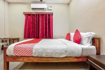 בית מלון כפרי Sri Abirami Inn