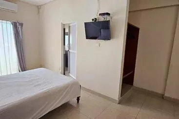 Hotel The Lion Pub &