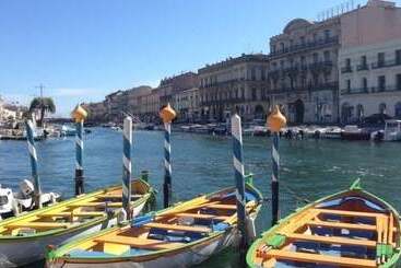 צימר La Domitia Maison D Hôtes, Spa & Massages