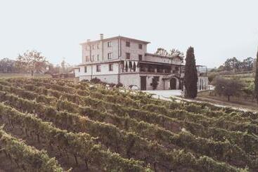 Hotel Casale Verdeluna Wine Resort