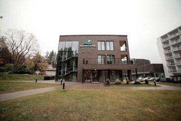 Merepargi Aparthotel & Cafe