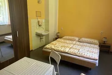 Albergue Pension Palla