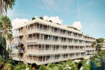 Hotell Ventura Saint-Tropez, Tapestry Collection by Hilton