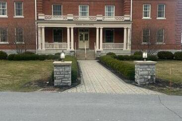 Hotel Harbor House Inn