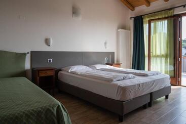 בית מלון כפרי Agriturismo Al Bor