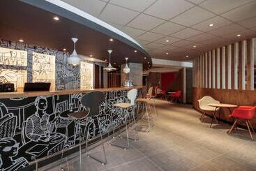 בית מלון כפרי Ibis Cahors