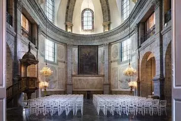 Hotell Royal Hainaut Spa & Resort