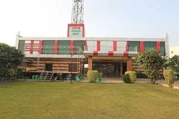 Oyo 26823 Hotel Krishna Greens