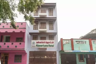 هتل Aiswariyam Residency