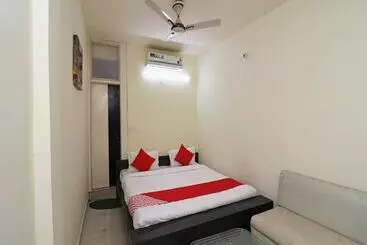 Oyo 24119 Hotel Rama Krishna