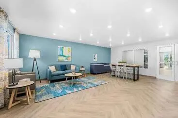 Woodspring Suites Oak Ridge Knoxville