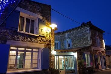 Szálloda Les Voyageurs