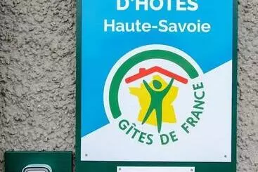 ベッドアンドブレックファースト Amodo Lodge