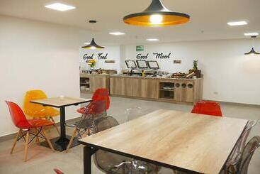 בית מלון כפרי Park Inn By Radisson Quito