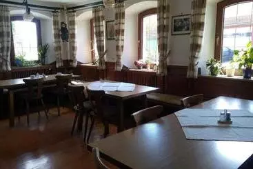 ユースホステル Gasthaus Zum Goldenen Roß