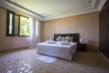 هتل Palais Amaya