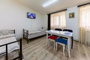 هاستل Tatev Hotel And Tours