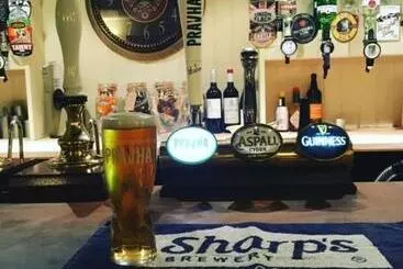 ユースホステル The Cricketers Arms