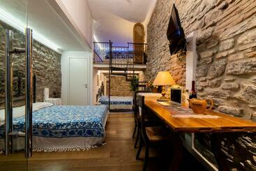 Пансион Via Mazzini   Francamaria Rooms Vernazza